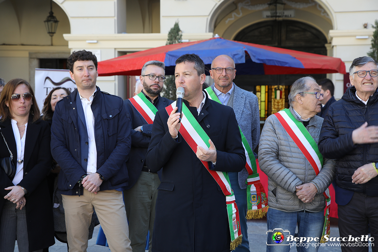 VBS_6789 - Fiera Storica di San Giuseppe 2024 - Alla Corte del Vino Barbera...la Salsiccia di Bra.jpg